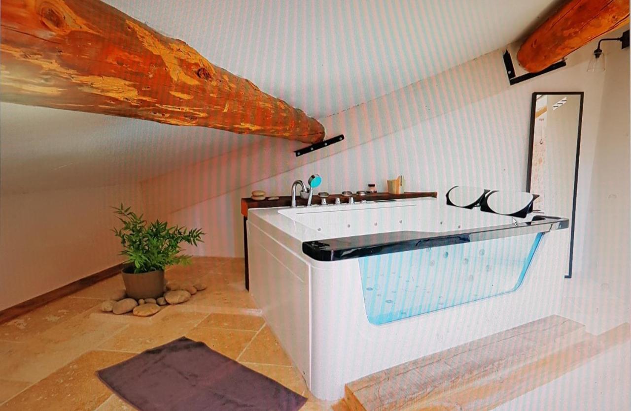 Appartement de charme Sud Luberon classé 4 étoiles Puyvert Extérieur photo